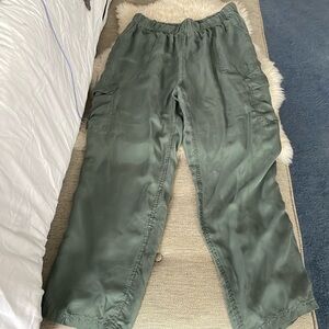 Silk cargos size medium by Unsubscribed.